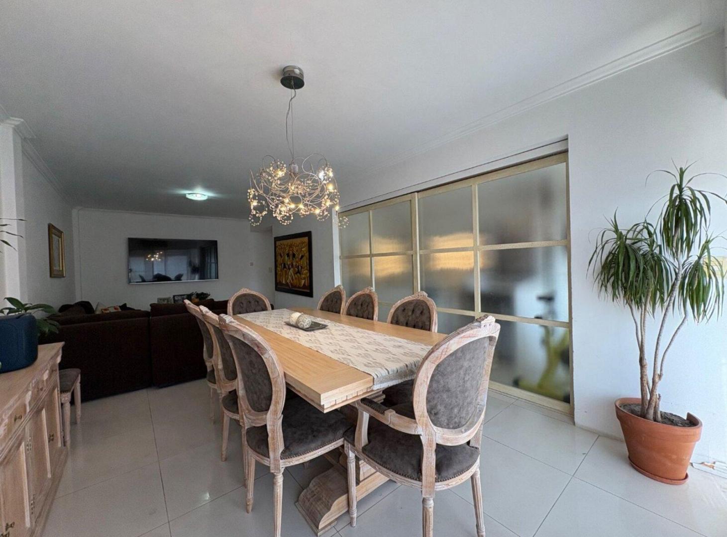 Foto de VENTA DPTO 4 AMB 2 COCHERAS AMENITIES CASTELAR, imagen 5