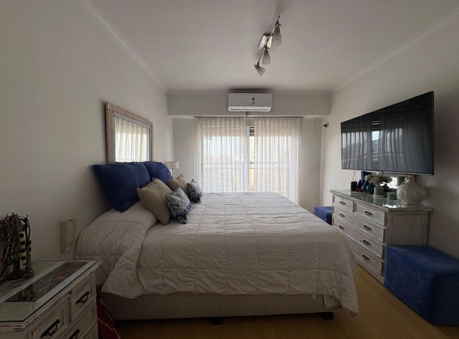 Foto de VENTA DPTO 4 AMB 2 COCHERAS AMENITIES CASTELAR, imagen 3