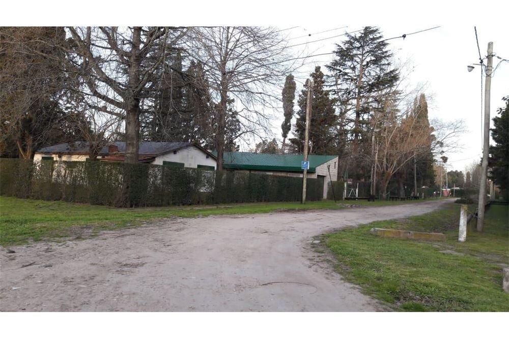 Foto de Quinta en Venta con Pileta y Gran Parque – 1.491 m² – 3 Dormitorios, imagen 4