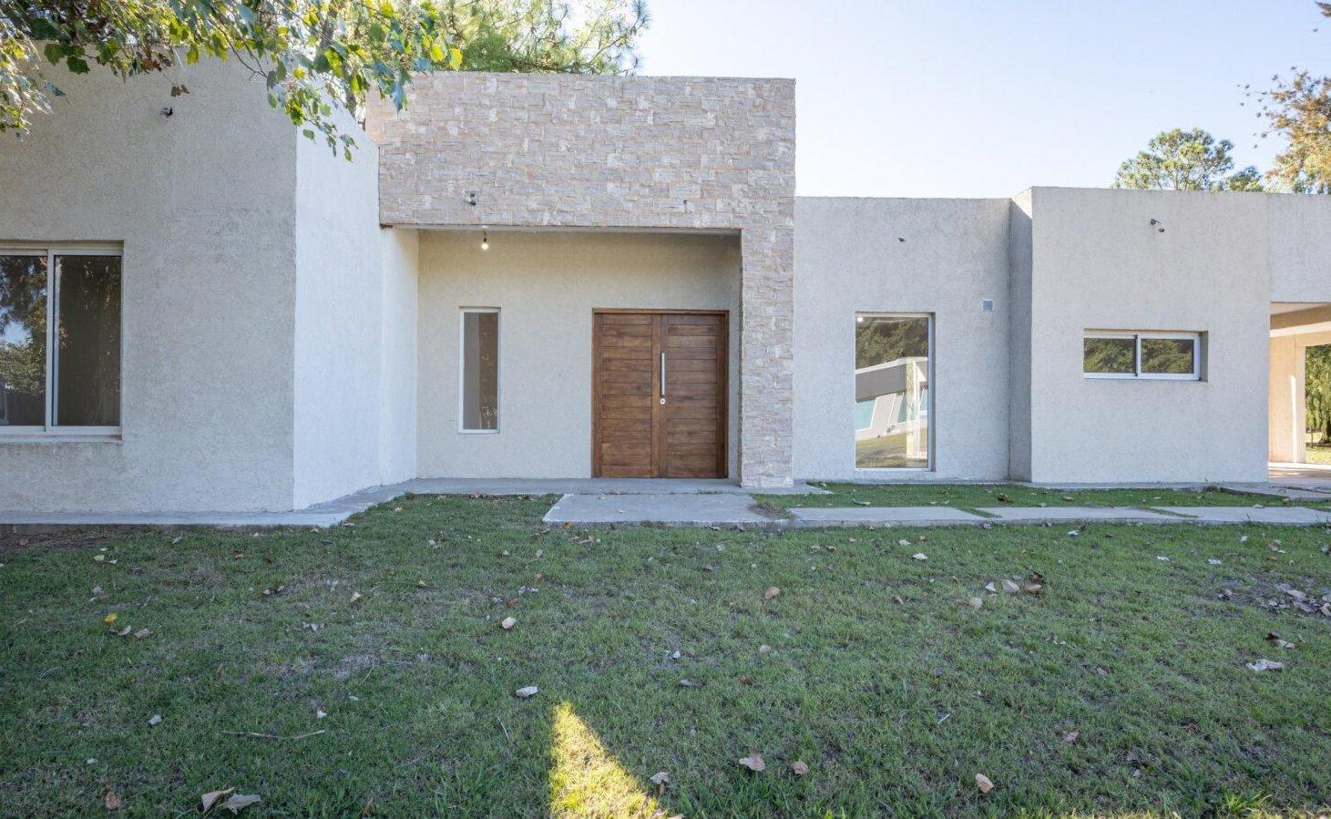 Foto de Casa a estrenar 3 dormit. 1500 mts terreno Haras del Sol, Pilar, imagen 4
