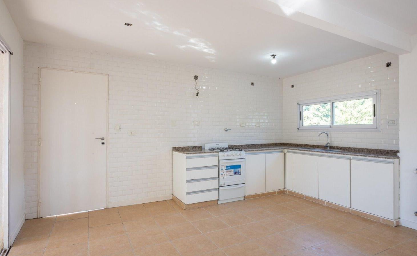 Foto de Casa a estrenar 3 dormit. 1500 mts terreno Haras del Sol, Pilar, imagen 5