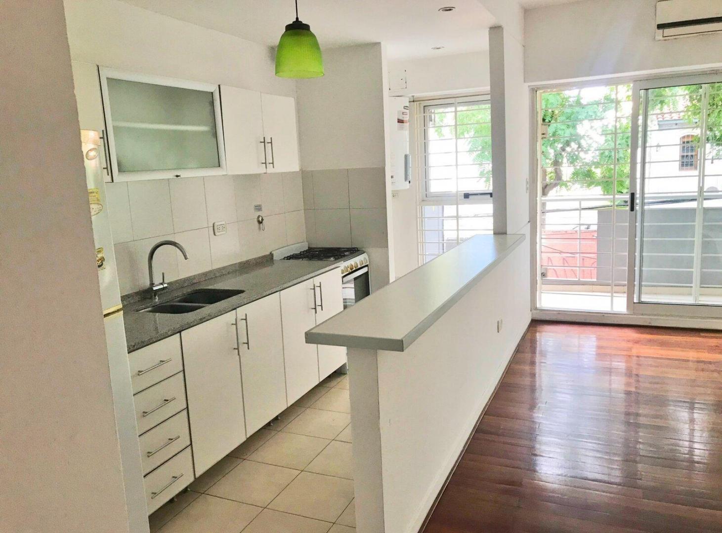 Foto de VENTA DEPTO 2 AMBIENTES CON PATIO Y BALCON, imagen 3