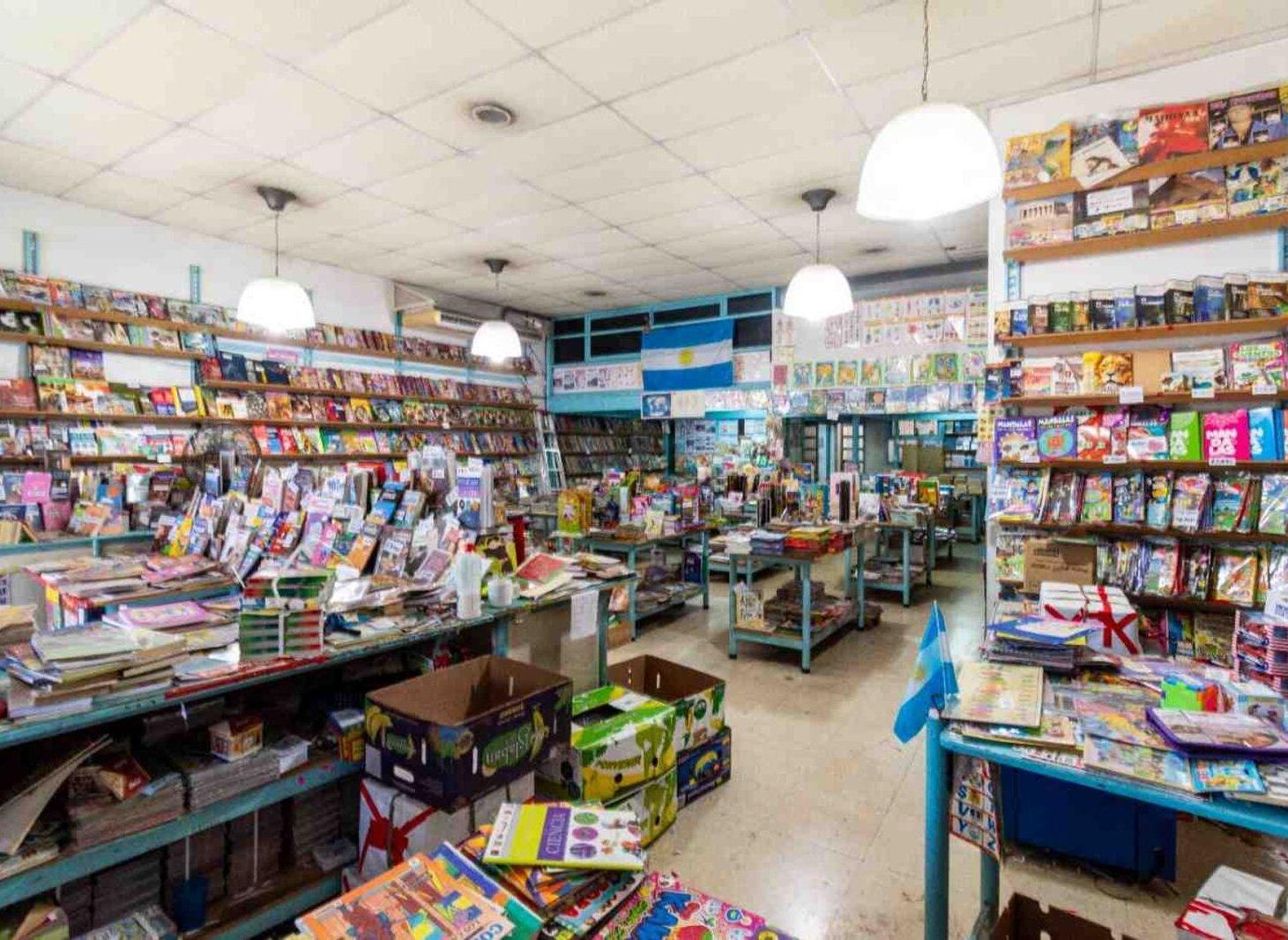 Foto de LOCAL VENTA CON RENTA USD 1.250 P/MES B Irigoyen, imagen 5
