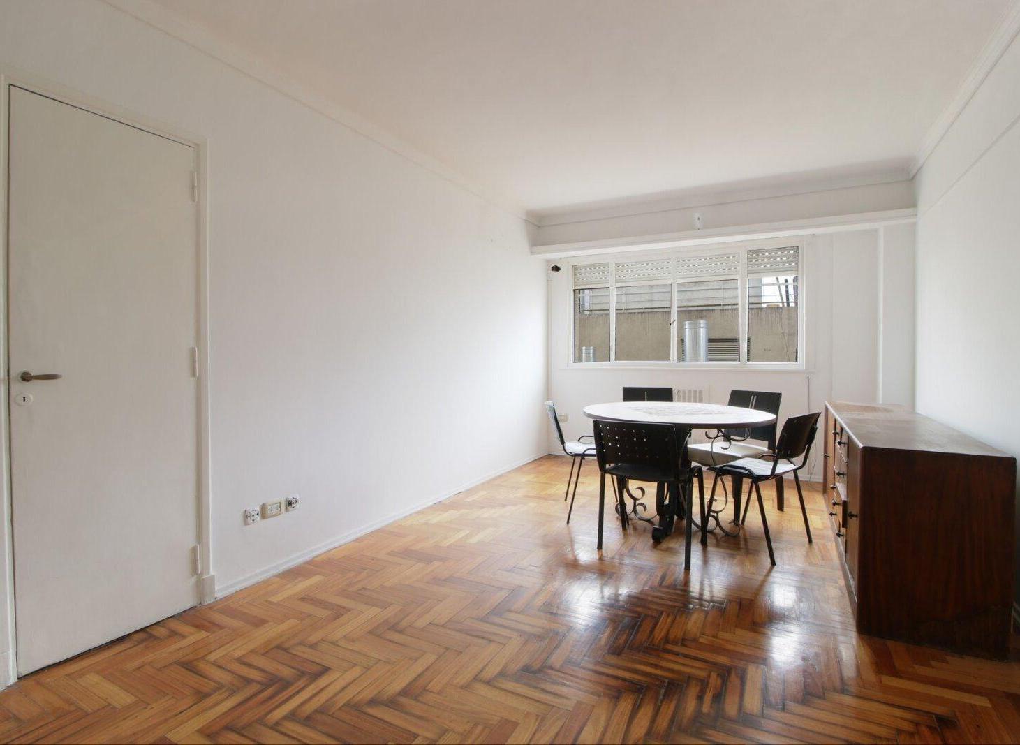 Foto de VENTA DEPTO ALMAGRO 4 AMB APTO PROF Y CREDITO, imagen 2