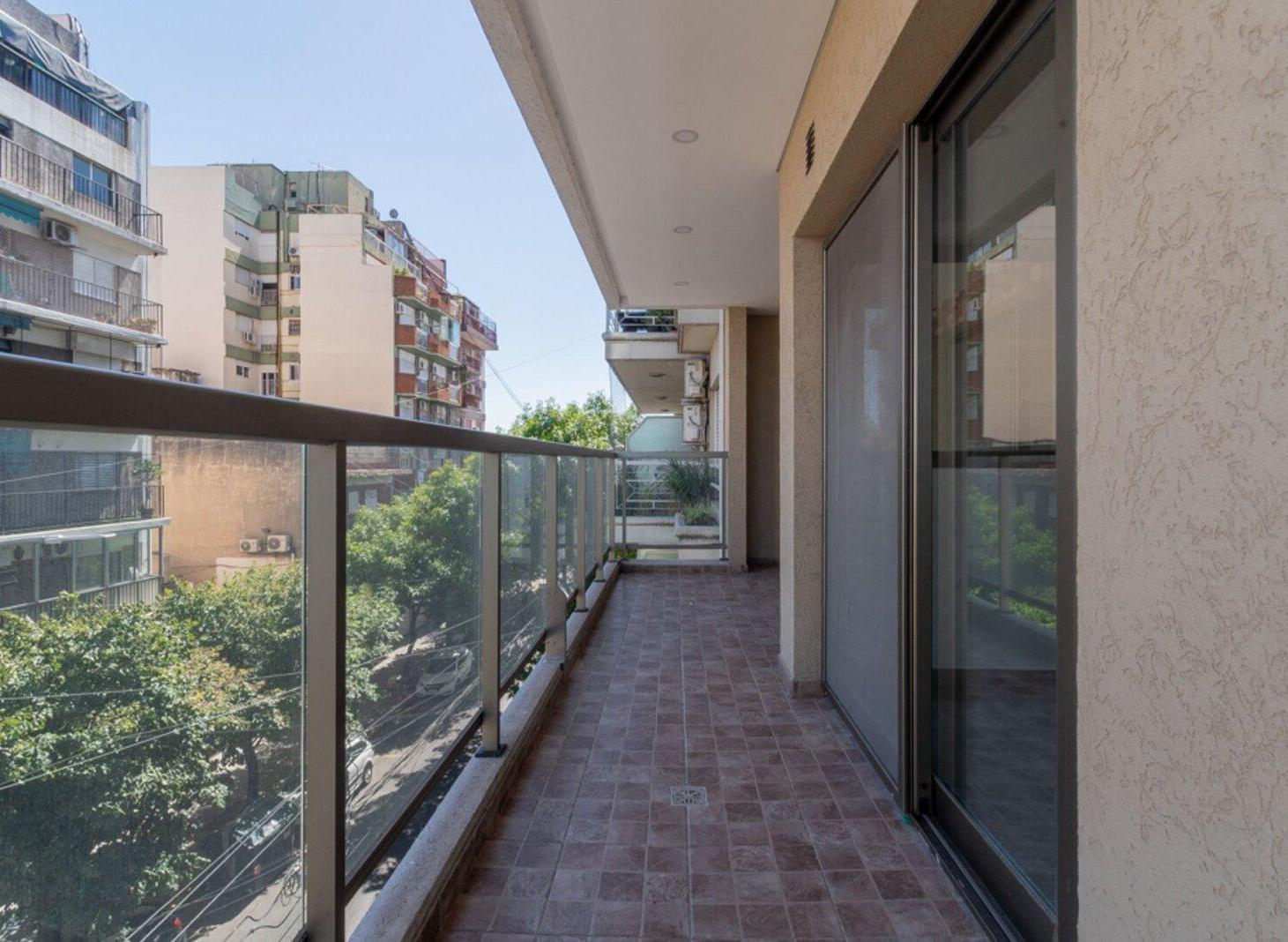 Foto de VENTA SEMIPISO 4 AMB BALCON 2 COCHERAS MATADEROS, imagen 5