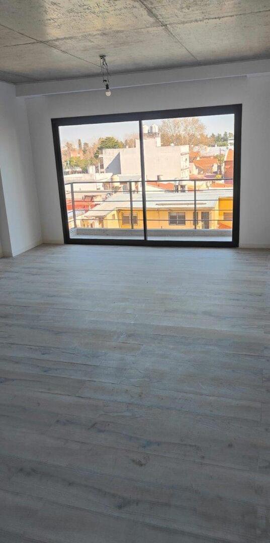 Foto de VENTA DEPTO 2 AMBIENTES - CASEROS, imagen 2