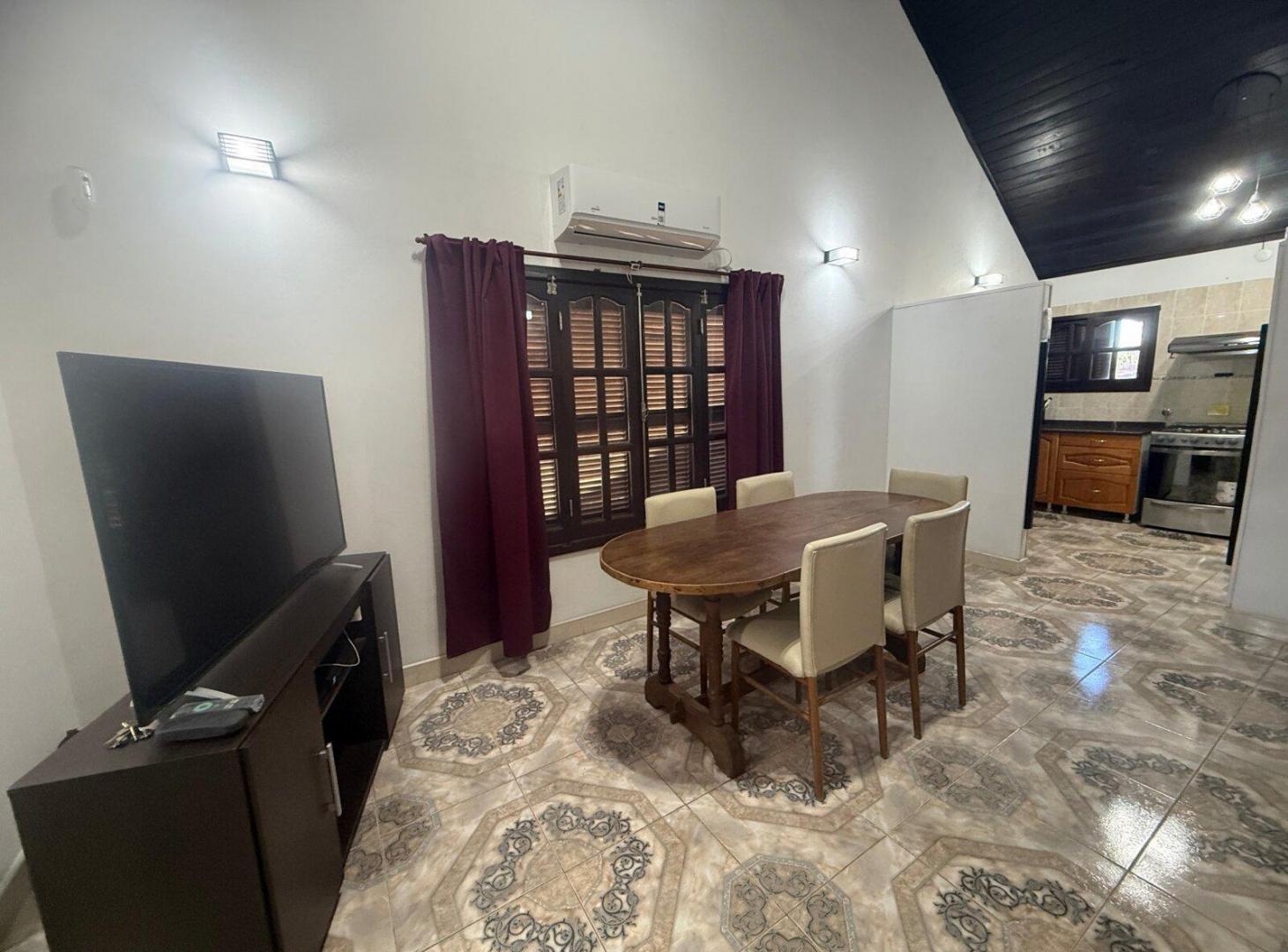 Foto de VENTA Casa Multifamiliar 6 ambientes en Zárate, imagen 3