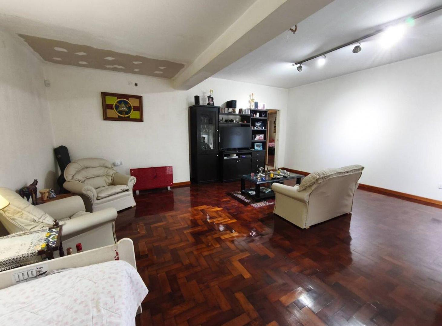 Foto de VENTA CASA DE 4 AMBIENTES EN MARTINEZ, imagen 2