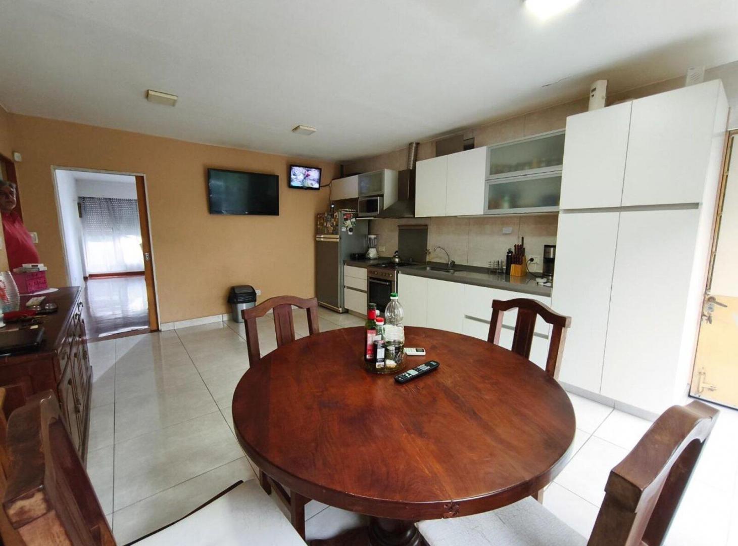 Foto de VENTA CASA DE 4 AMBIENTES EN MARTINEZ, imagen 3