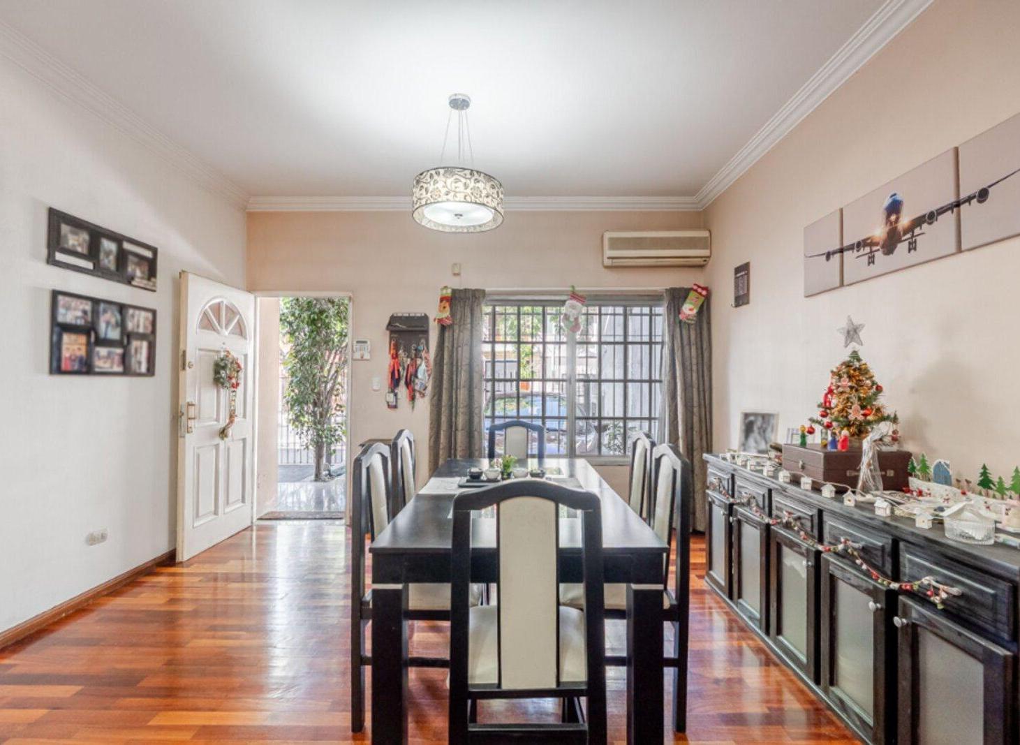 Foto de DUPLEX 3 DORMITORIOS Y JARDÍN APTO CRÉDITO LUGANO, imagen 3