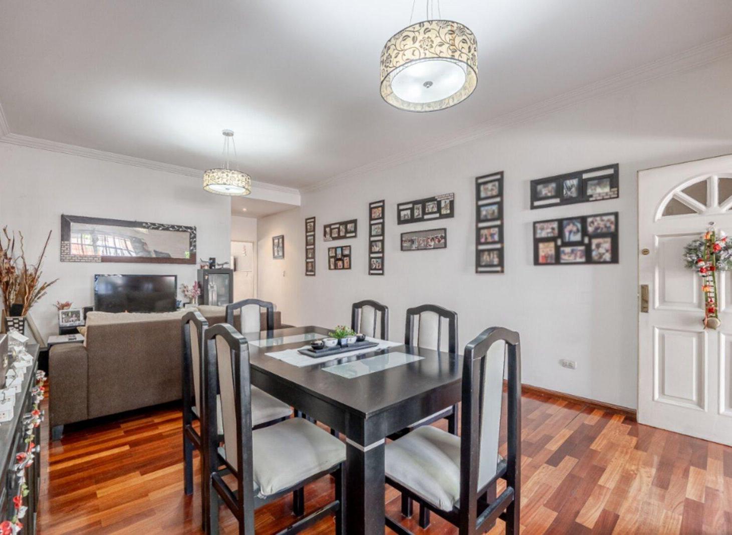 Foto de DUPLEX 3 DORMITORIOS Y JARDÍN APTO CRÉDITO LUGANO, imagen 2