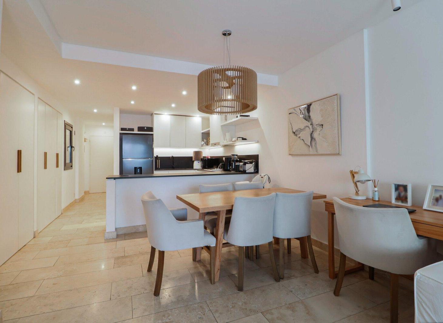 Foto de Departamento 3 amb -Recoleta - Balcón - Parrilla, imagen 2