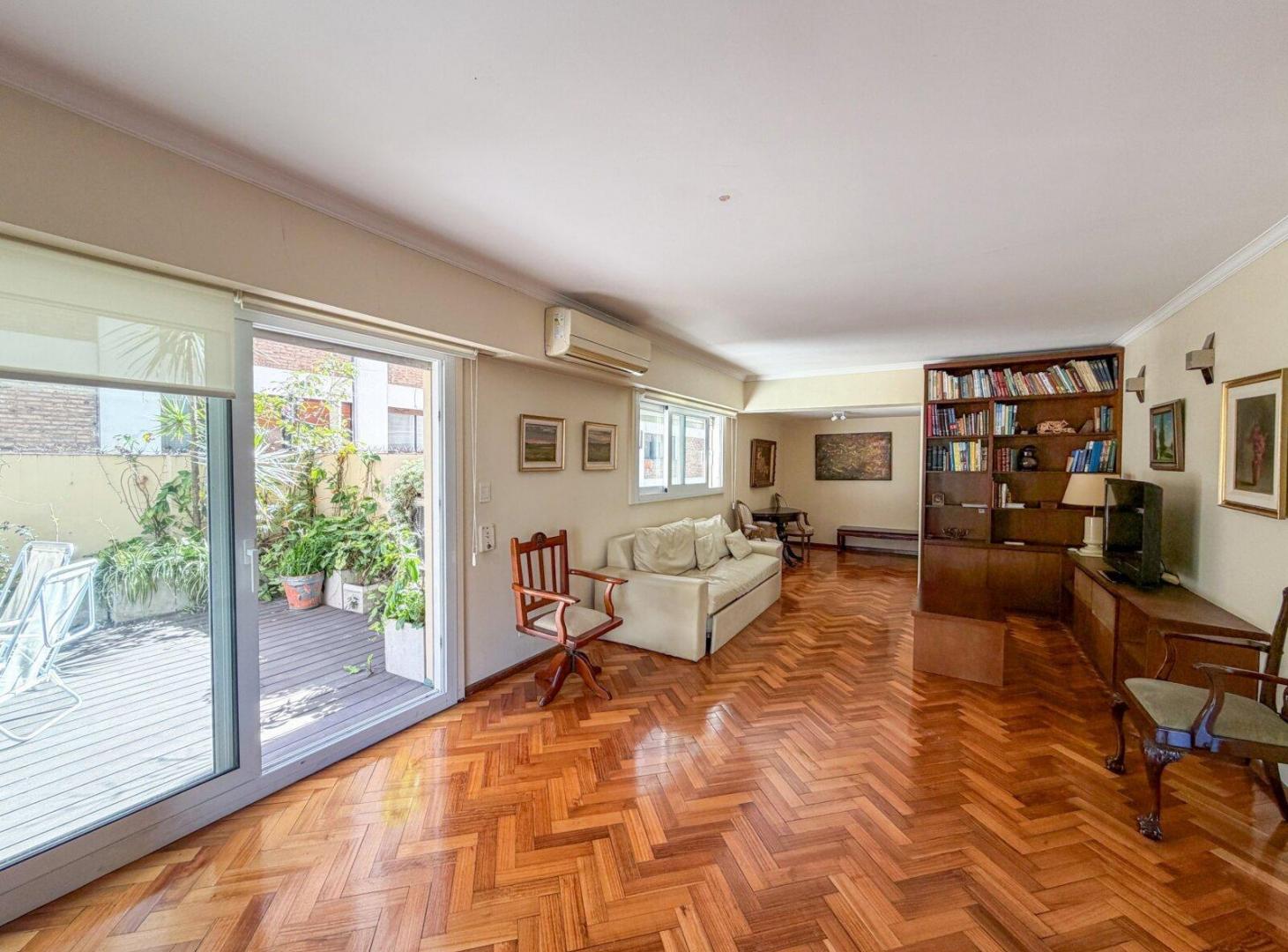 Foto de VENTA DEPARTAMENTO 4 AMB.EN BELGRANO CON PATIO Y TERRAZA, imagen 1