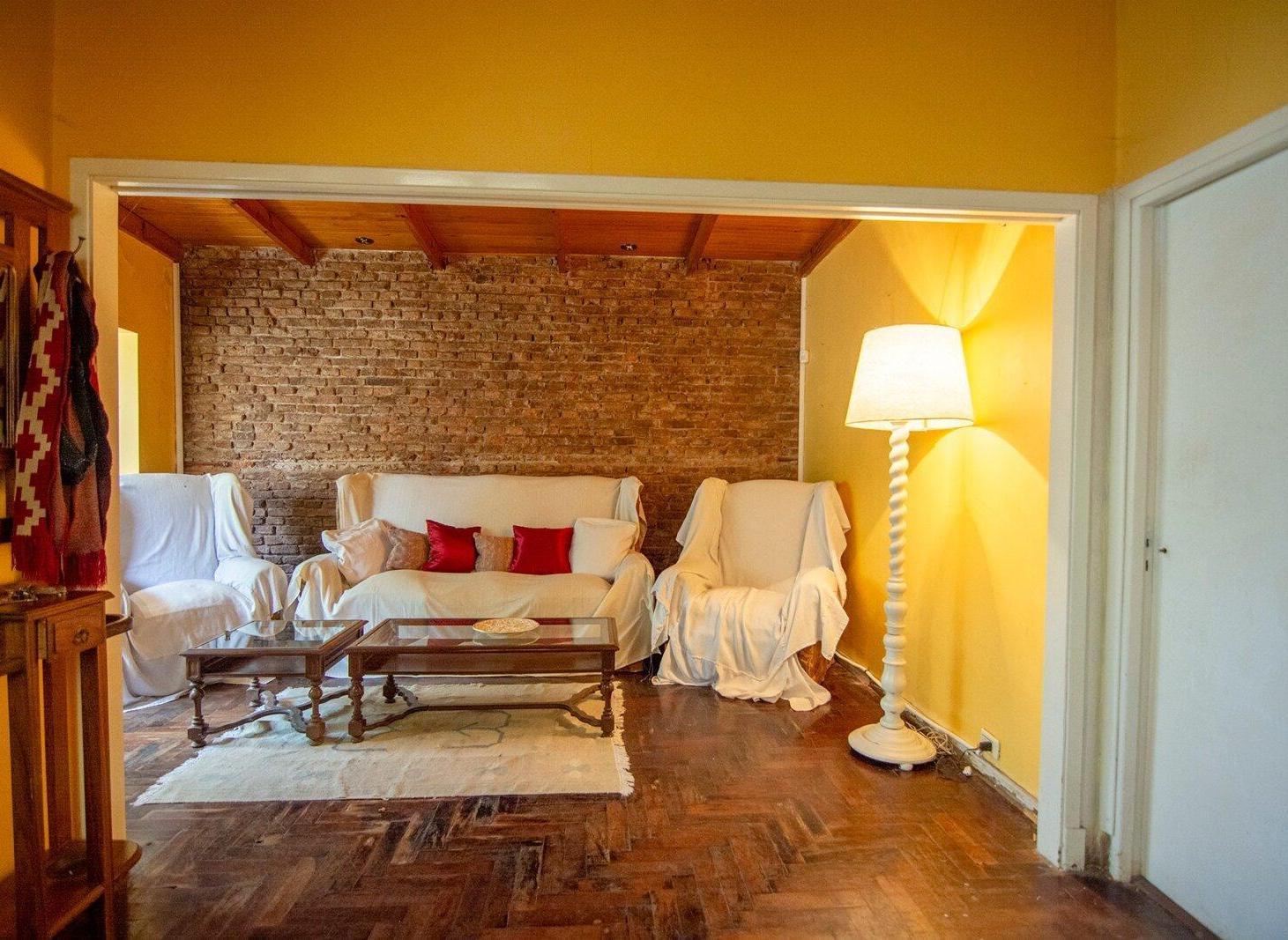 Foto de VENTA CASA CON PILETA Y COCHERA EN OLIVOS, imagen 5