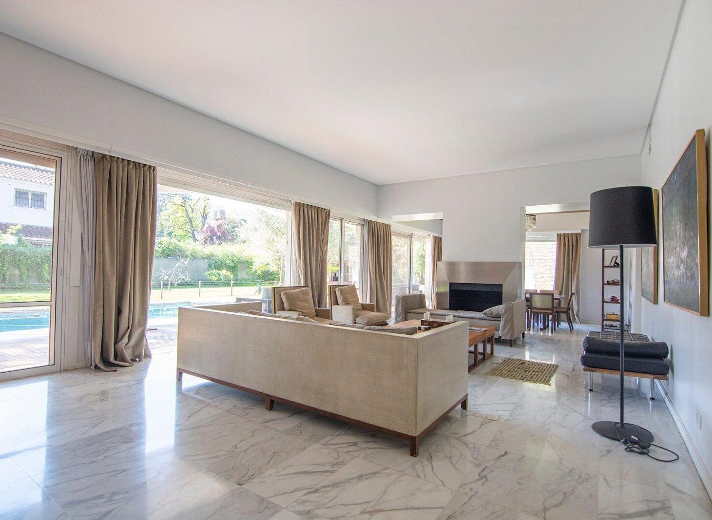 Foto de venta de casa residencial de 5 dormitorios en Alto Perú, imagen 5