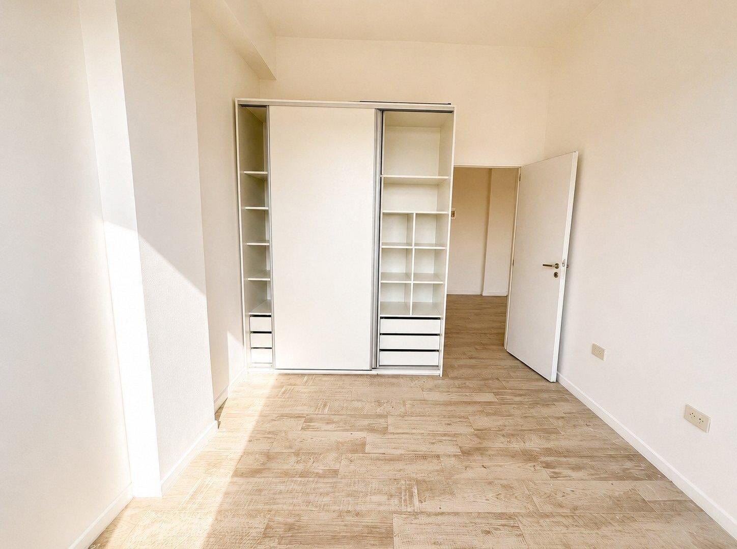 Foto de VENTA 2 ambientes con 2 cocheras - RINCÓN DE MILBERG, imagen 1