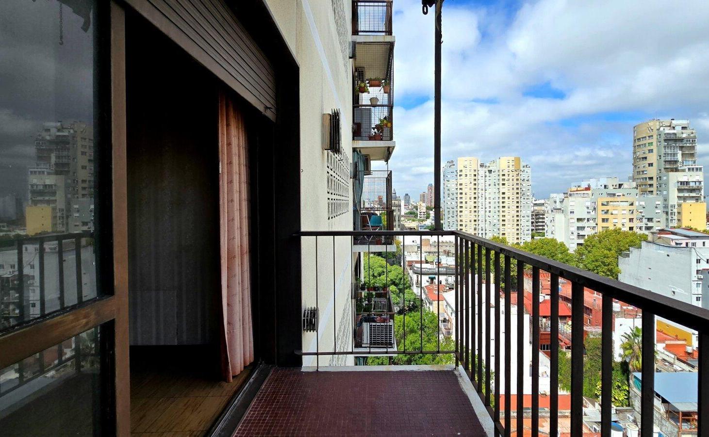 Foto de VENTA DEPTO BALVANERA 4 AMBIENTES BALCON VISTA ABIERTA, imagen 2