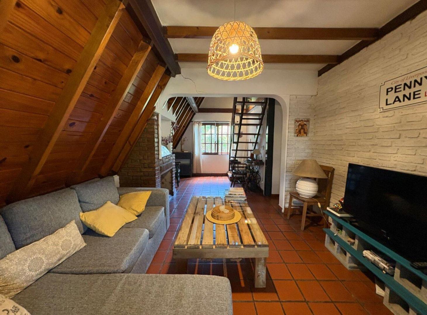 Foto de VENTA CASA ALPINA 3 AMBIENTES VILLA UDAONDO, imagen 1