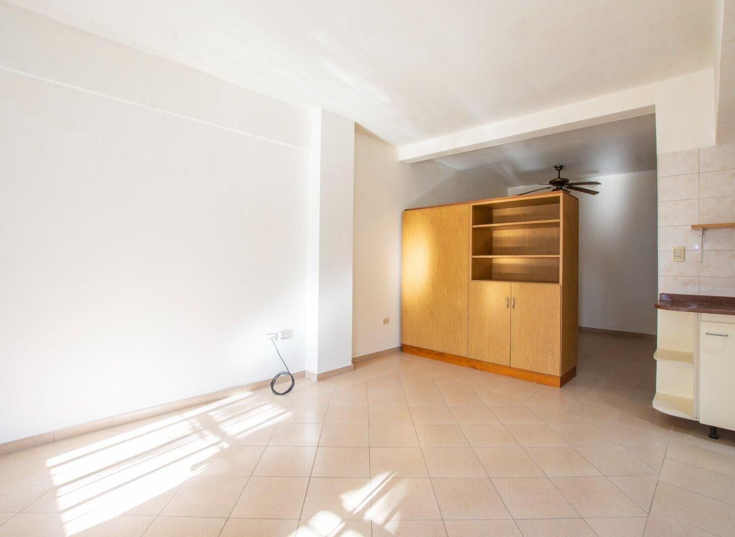Foto de VENTA PH MONOAMBIENTE C/ COCHERA - FLORIDA OESTE, imagen 5