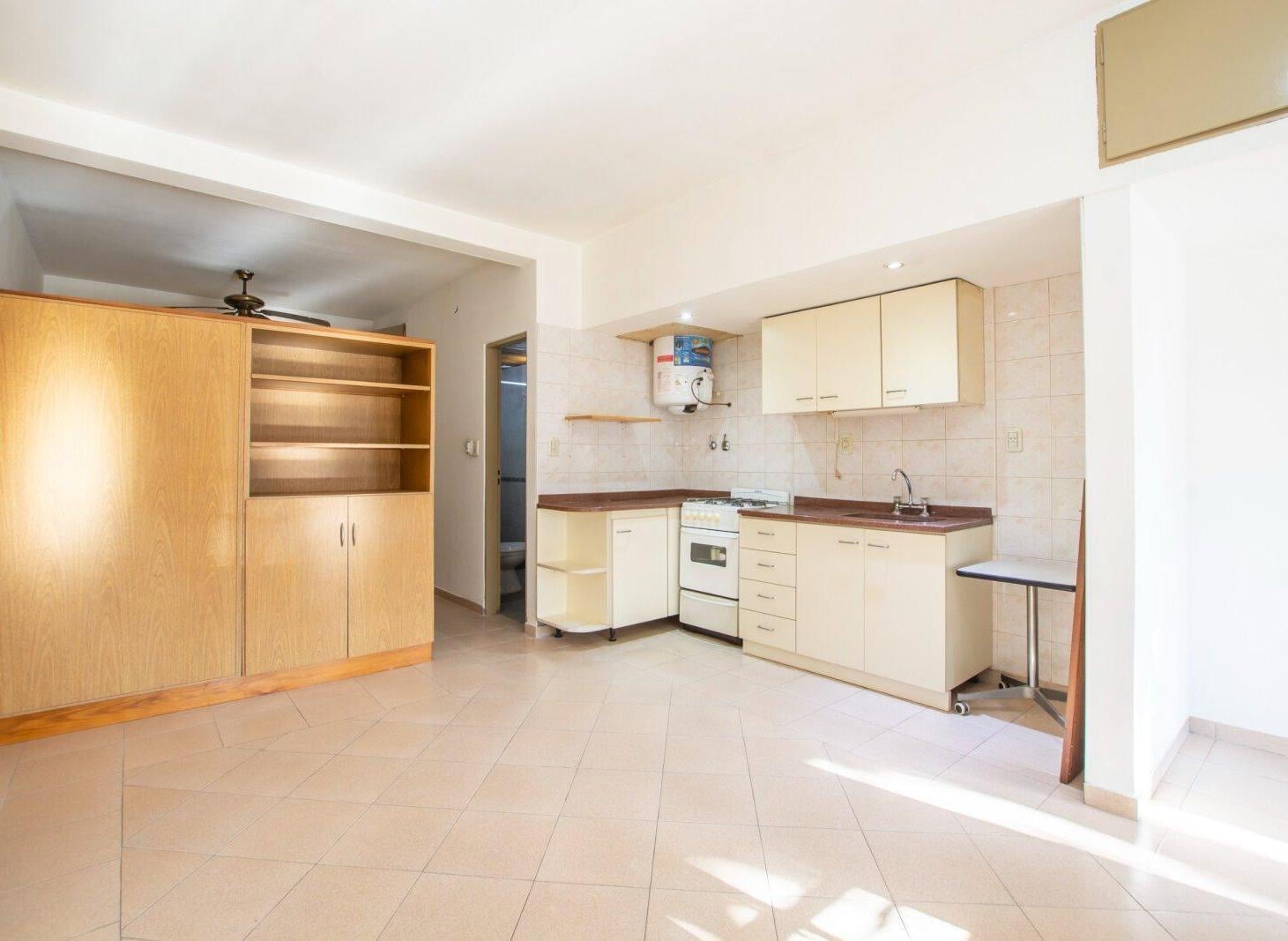 Foto de VENTA PH MONOAMBIENTE C/ COCHERA - FLORIDA OESTE, imagen 4