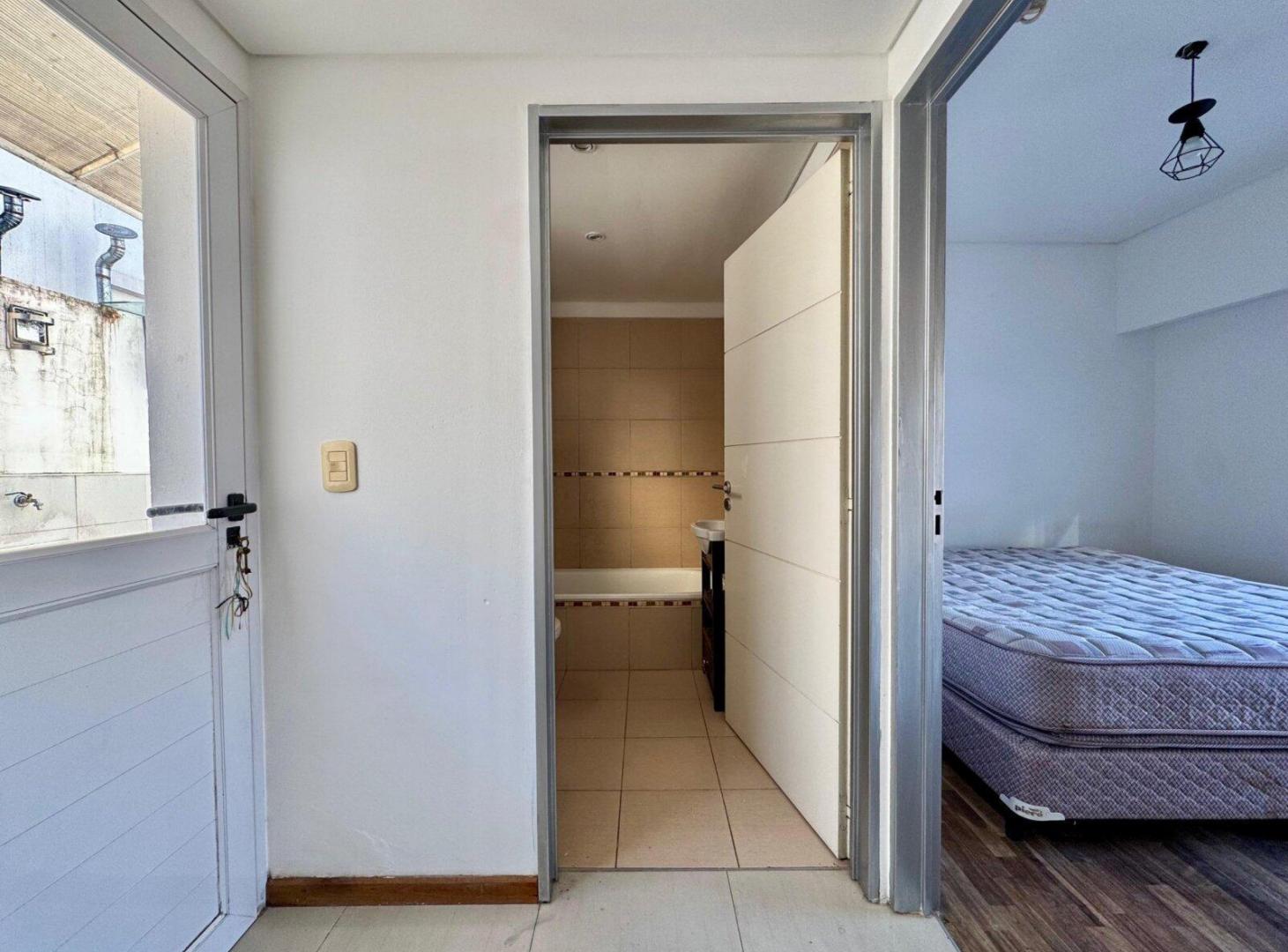 Foto de ph dos ambientes con terraza y parilla, imagen 2