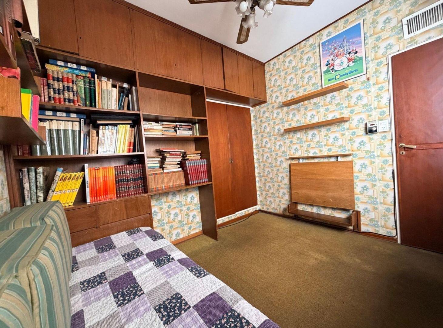 Foto de VENTA 4 AMBIENTES -DEPENDENCIA Y COCHERA -ALMAGRO, imagen 5