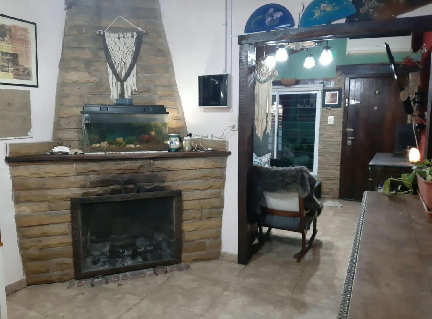 Foto de Venta Casa 4 amb Parque Exaltacion con pileta, imagen 4