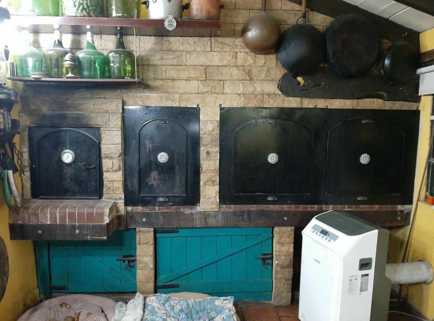 Foto de Venta Casa 4 amb Parque Exaltacion con pileta, imagen 3