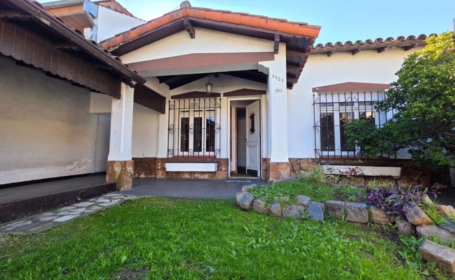 Foto de VENTA CASA 4 AMBIENTES CARAPACHAY VICENTE LOPEZ, imagen 1