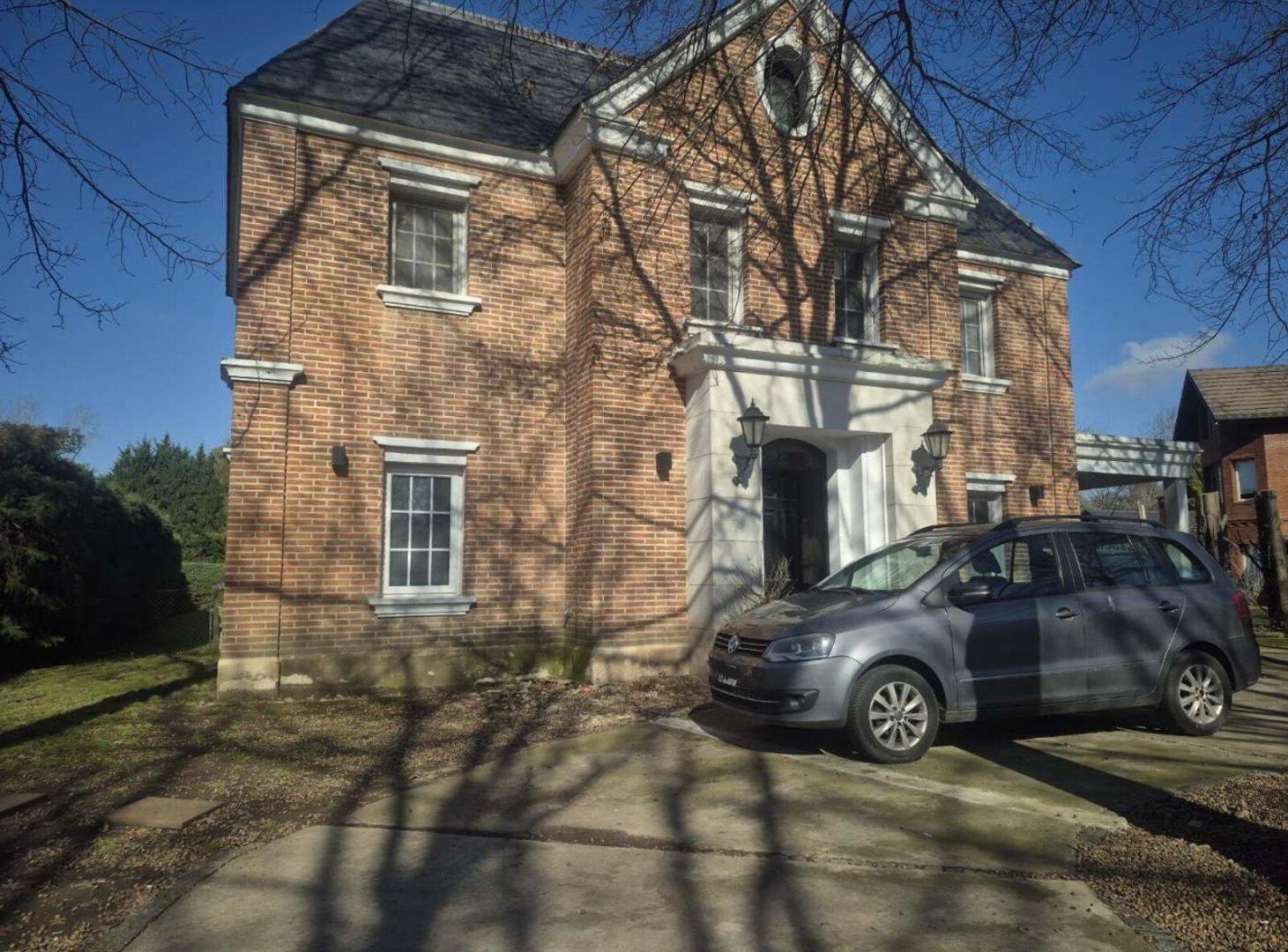 Foto de VENTA CASA 5 AMBIENTES BARRIO CERRADO VILLA ROSA, imagen 3