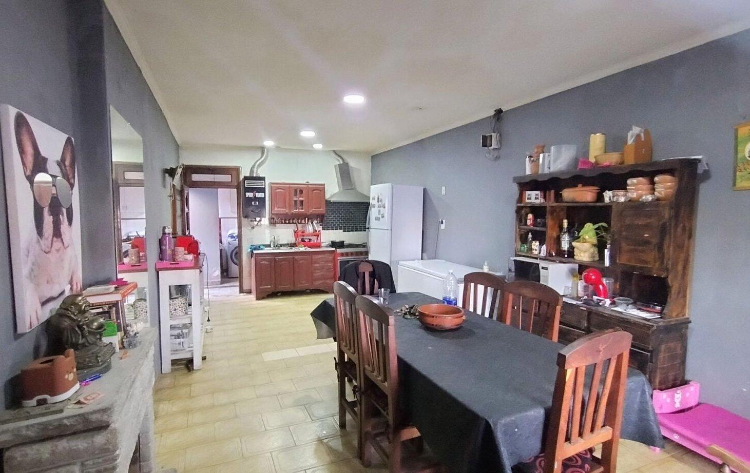 Foto de VENTA CASA 3 AMB CON TERRAZA Y DOS LOCALES LANÚS, imagen 5