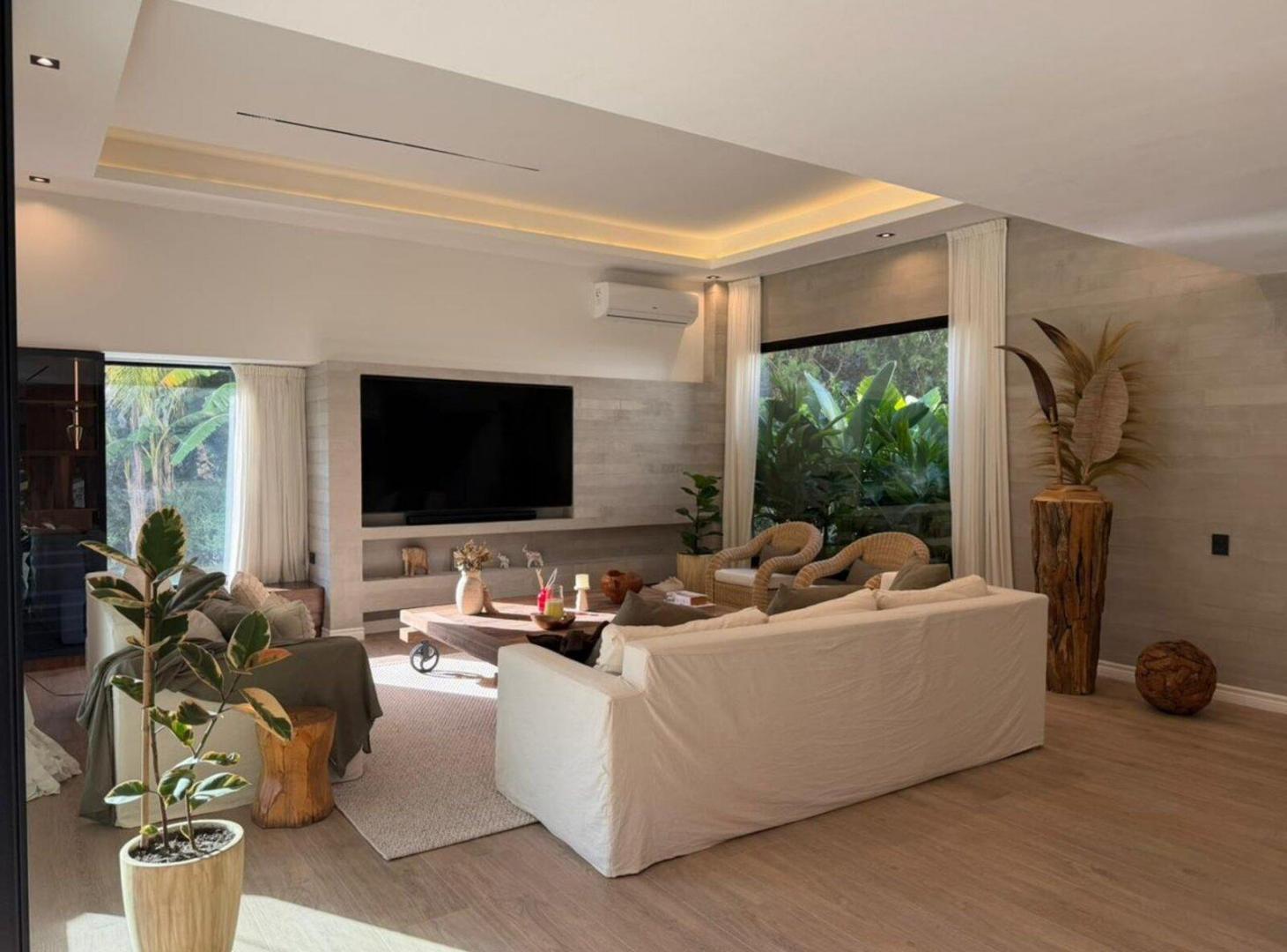 Foto de VENTA CASA 8 AMBIENTES AYRES DE PILAR, imagen 2