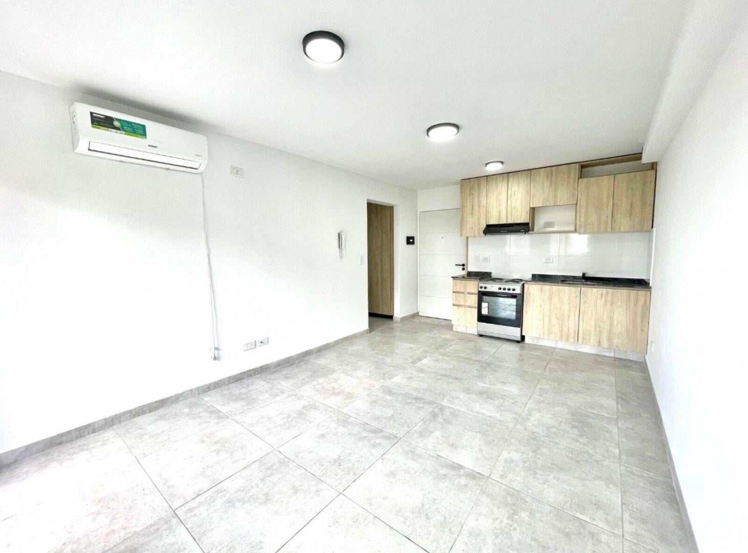 Foto de VENTA DEPARTAMENTO 2 AMBIENTES EN MORON, imagen 1