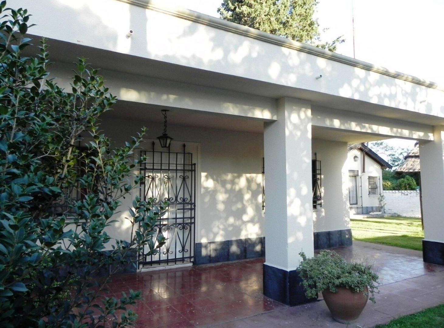 Foto de VENTA CASA QUINTA + CASA CASEROS LA REJA MORENO, imagen 2