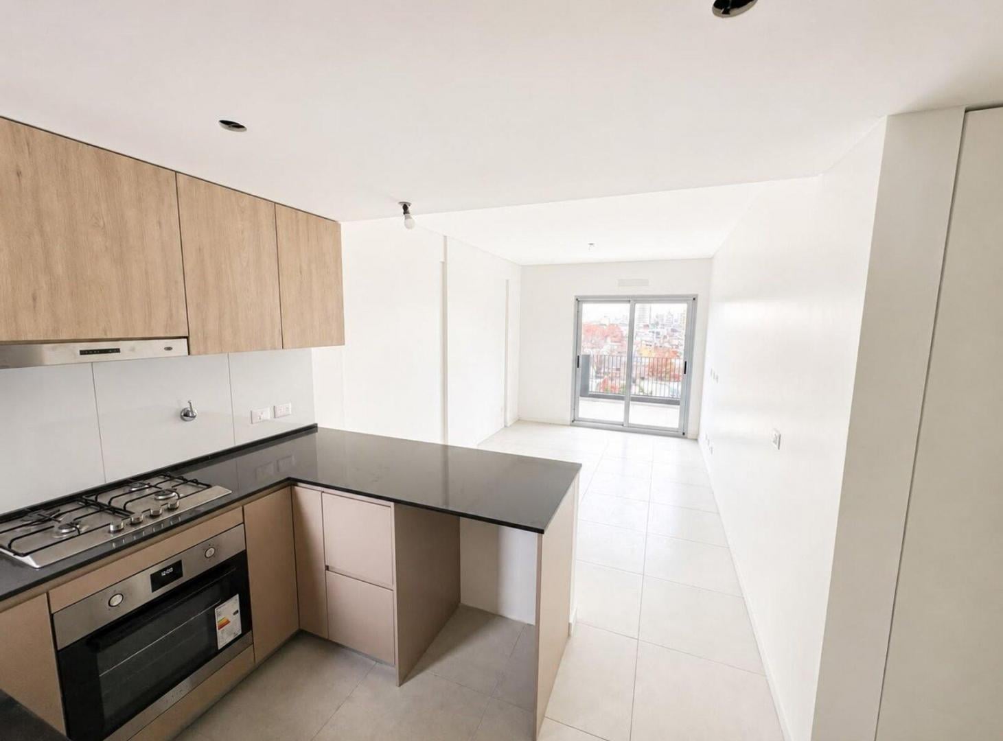 Foto de VENTA DEPARTAMENTO 3 AMB MATADEROS CON PARRILLA, imagen 1