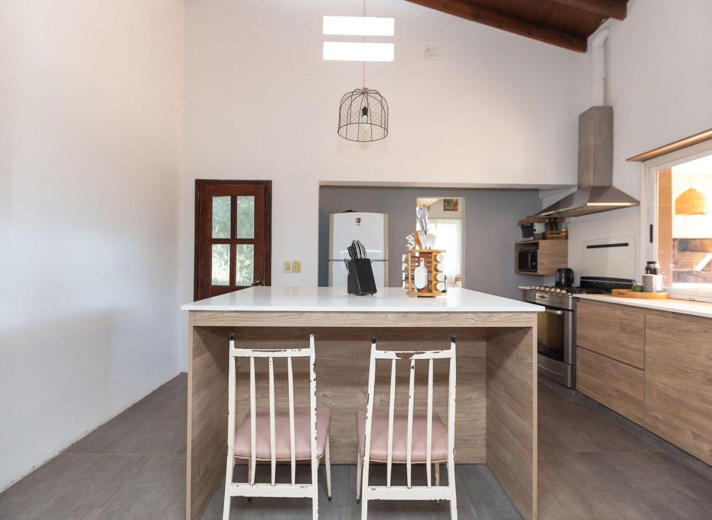 Foto de VENTA CASA 5 AMBIENTES EN BARRIO LA ARBOLEDA, imagen 5
