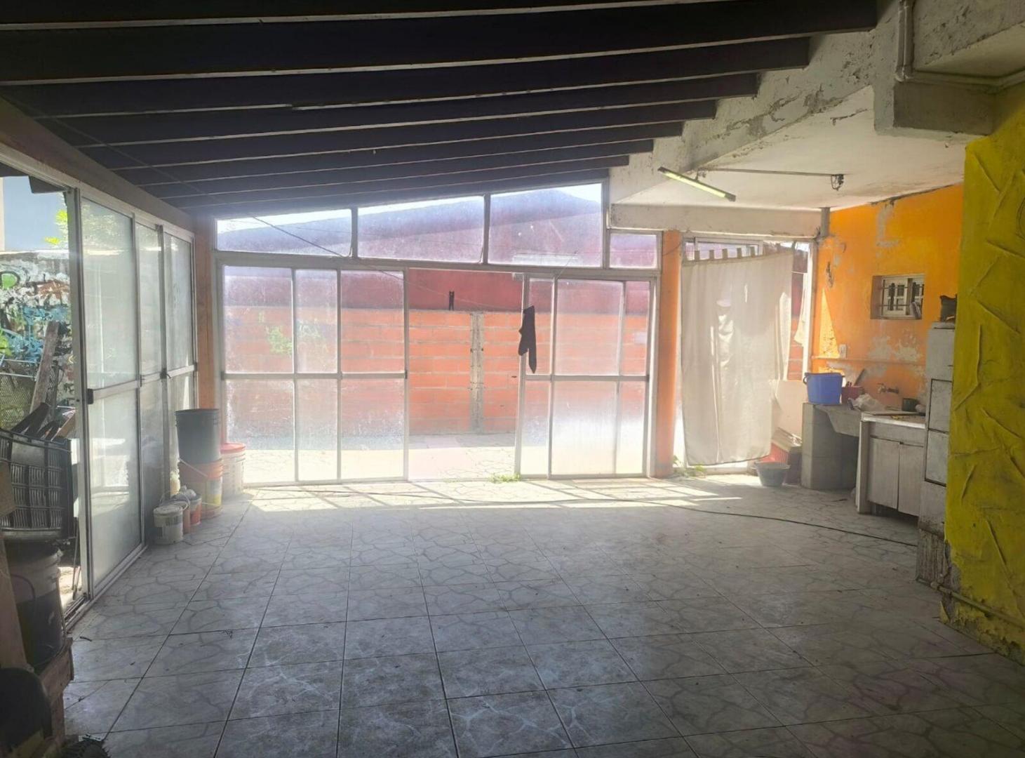 Foto de VENTA CASA TORTUGUITAS A REFACCIONAR, imagen 4