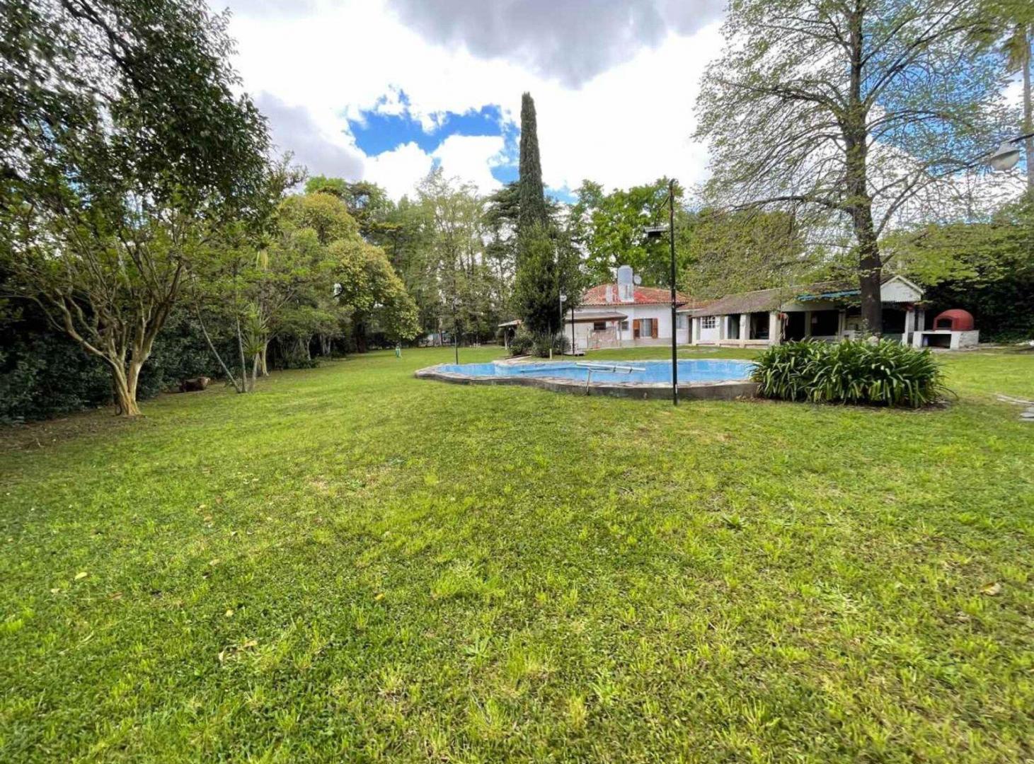 Foto de VENTA DOS CASAS EN DEL VISO EN LOTE DE 2244m2, imagen 1