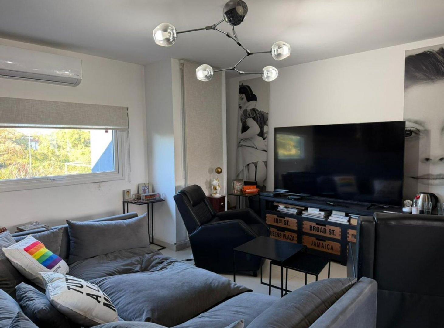 Foto de VENTA CASA 7 AMBIENTES LA LOMADA, imagen 3