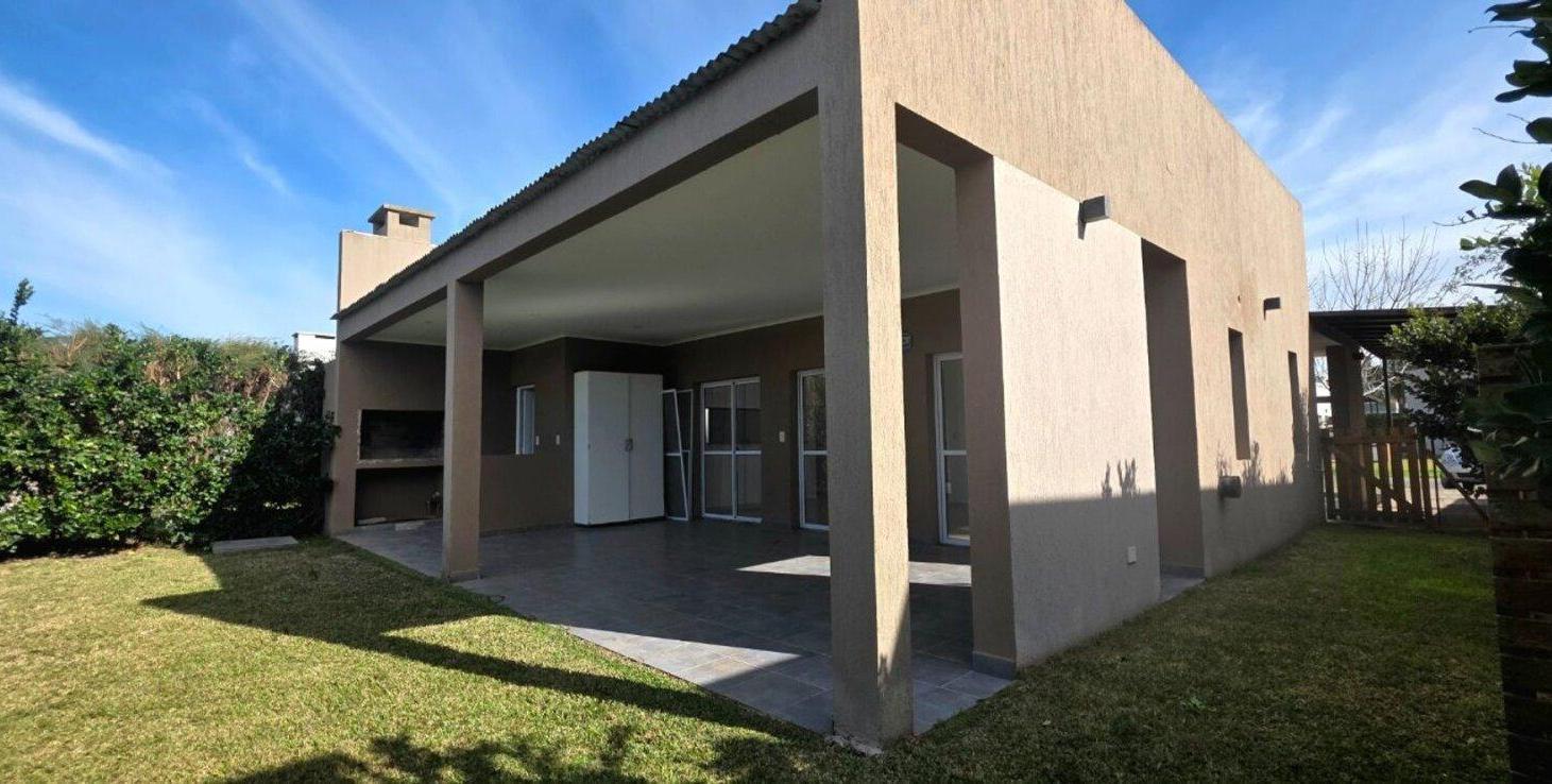 Foto de VENTA CASA 4AMB SAN EDUARDO PILAR DEL ESTE, imagen 4