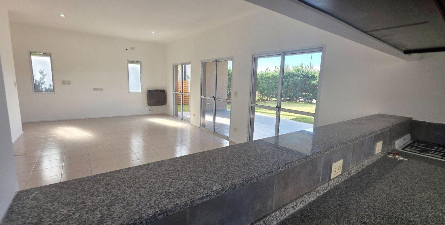 Foto de VENTA CASA 4AMB SAN EDUARDO PILAR DEL ESTE, imagen 1