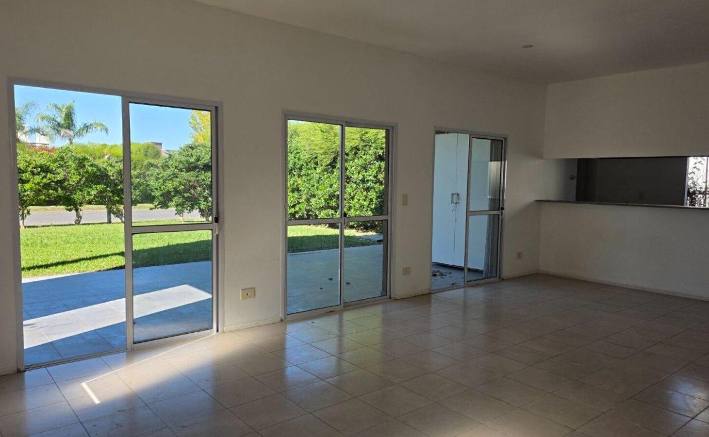 Foto de VENTA CASA 4AMB SAN EDUARDO PILAR DEL ESTE, imagen 3
