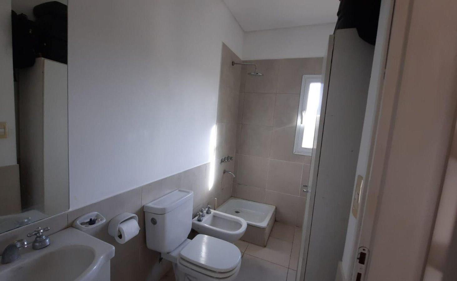 Foto de VENTA DEPTO 2 AMBIENTES COCHERA PILAR VILLA VENTO, imagen 4