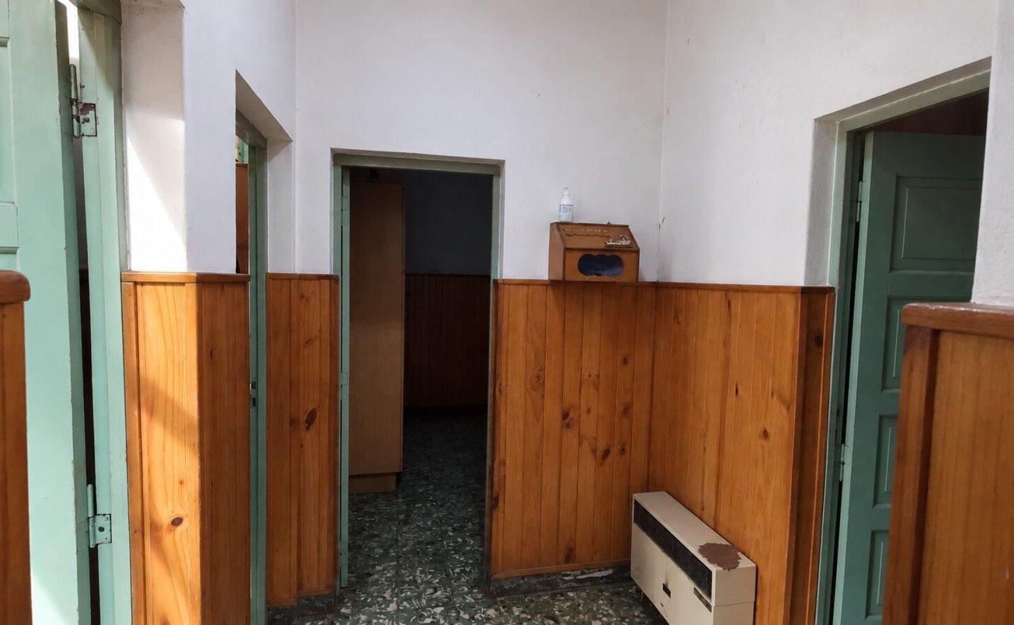 Foto de VENTA CASA LLAVALLOL 4 AMBIENTES COCHERA PATIO, imagen 4