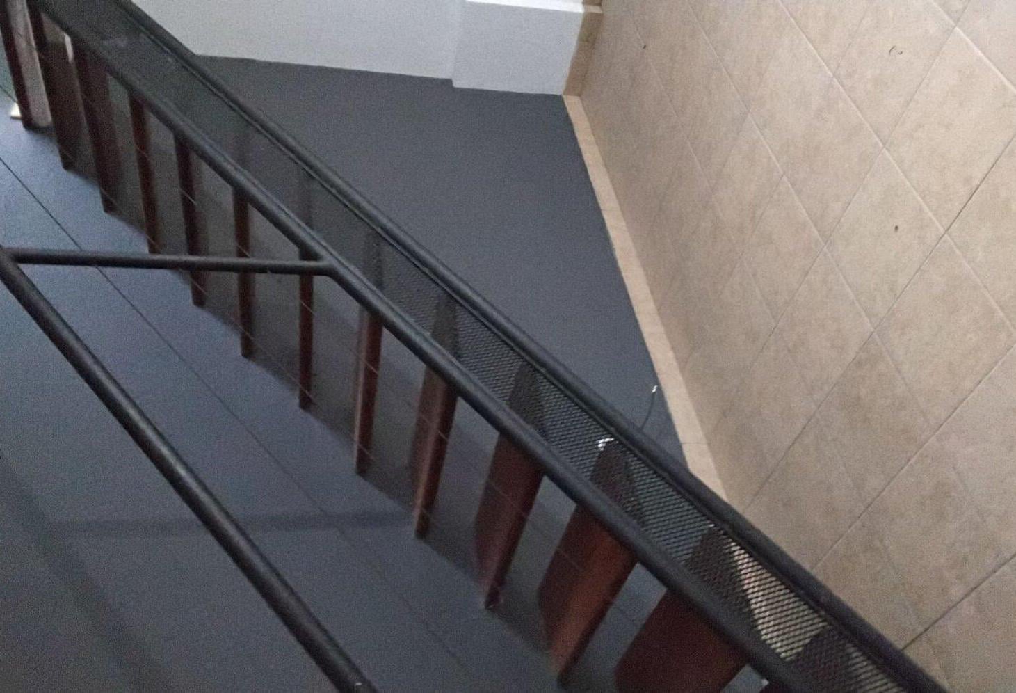 Foto de VENTA V.SARMIENTO DUPLEX 3 AMB COCHERA APTO CRED, imagen 2