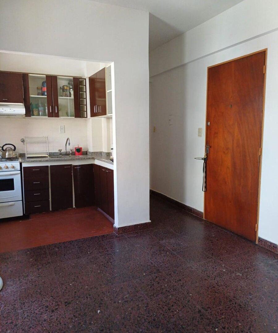 Foto de VENTA DEPARTAMENTO 3 AMB.EN RAMOS MEJÍA CON BALCÓN, imagen 2