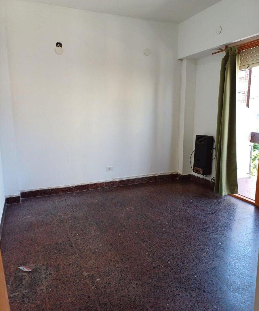 Foto de VENTA DEPARTAMENTO 3 AMB.EN RAMOS MEJÍA CON BALCÓN, imagen 4