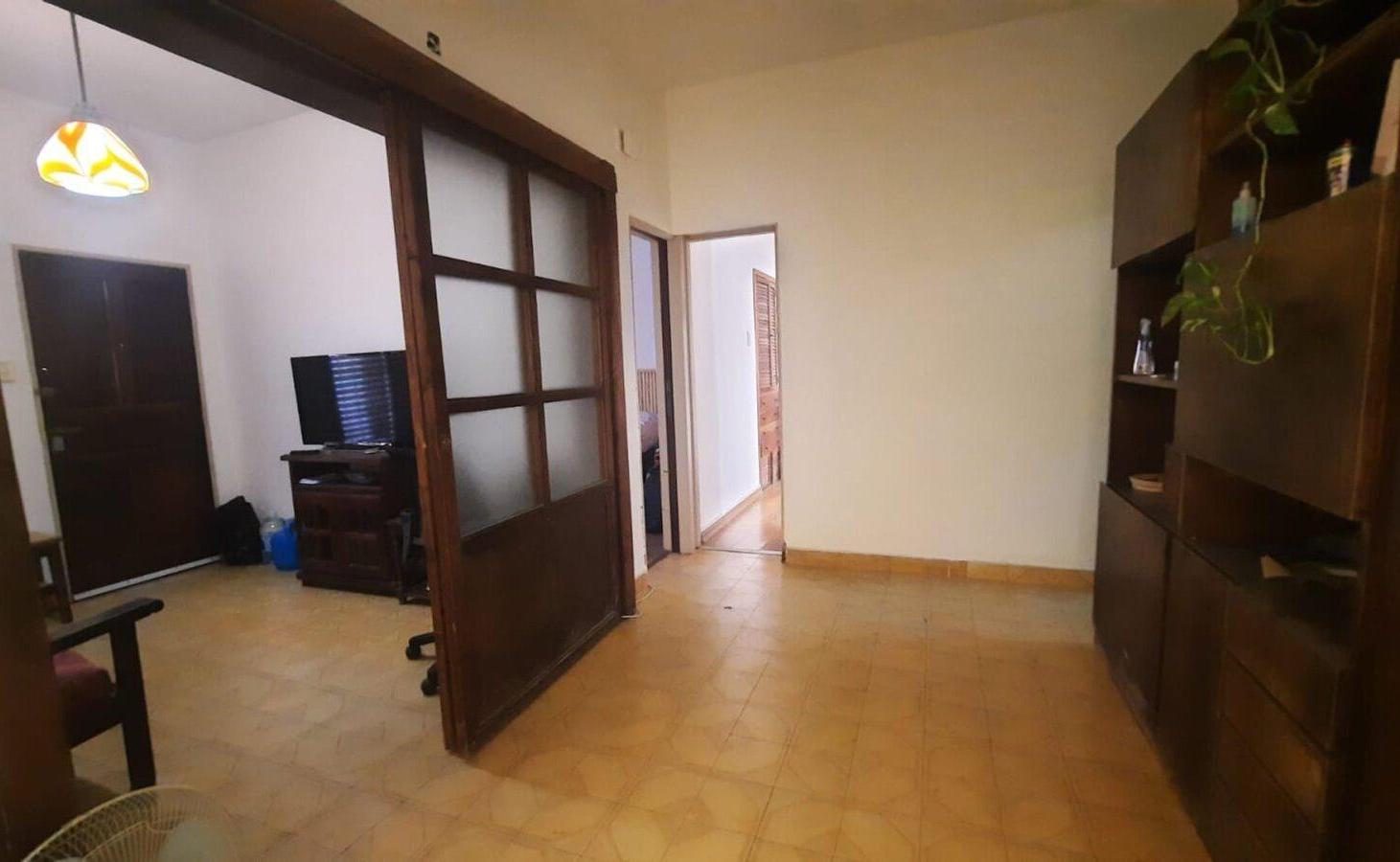 Foto de VENTA CASA MULTIFUNCIONAL PILAR CENTRO, imagen 3