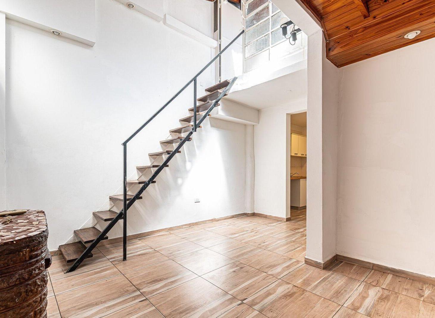 Foto de VENTA PH 3 AMB BARRACAS CON TERRAZA SIN EXPENSAS, imagen 4