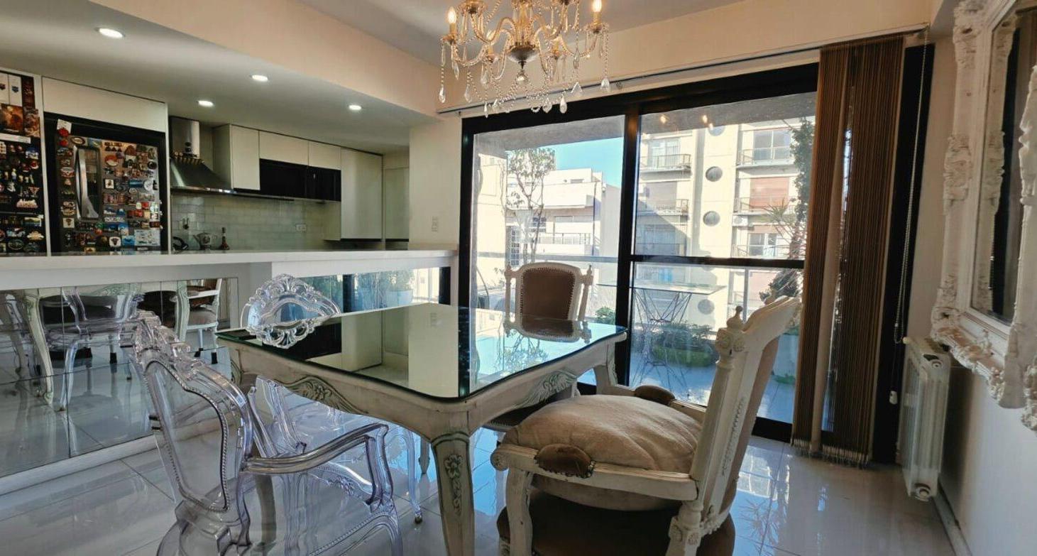 Foto de VENTA DEPTO 3 AMB EN LANÚS CON COCHERA Y BALCÓN, imagen 5